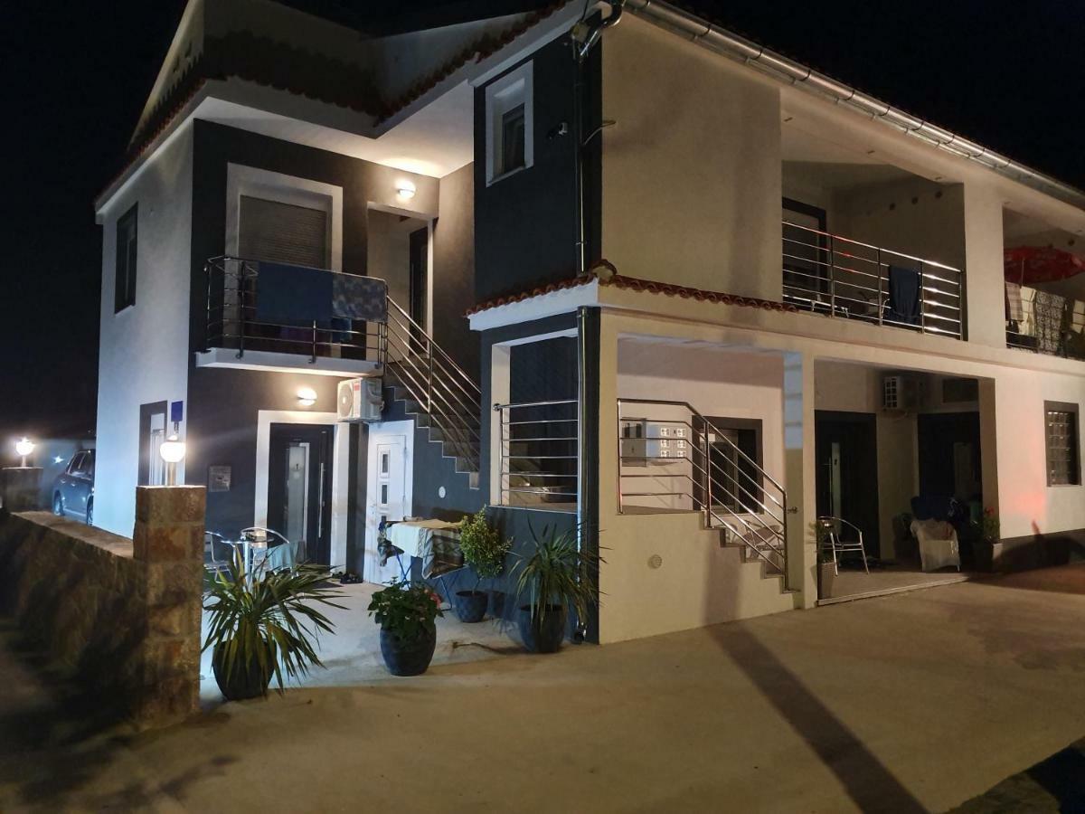 Jeli Apartments Starigrad Paklenica Esterno foto